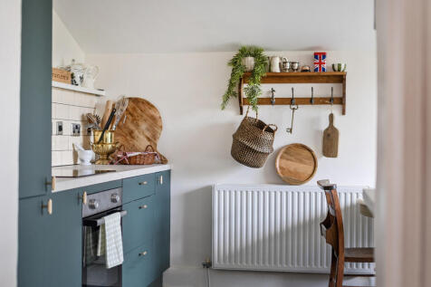 1357531-5-68d4036...