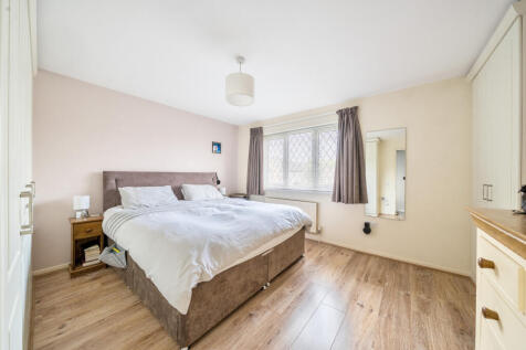 1372915-17-68fb5d...