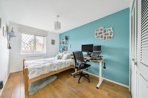 1372915-22-68fb61...