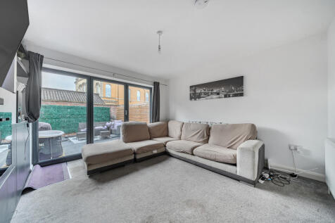 1373855-8-69023b3...