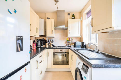 1376873-4-6911f59...