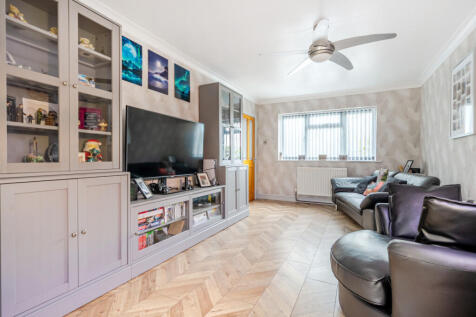 1373658-8-6908cd9...