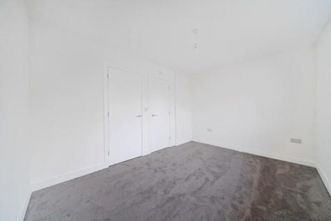 1381376-3-691705c...