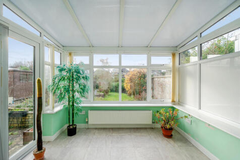 1384905-23-692457...