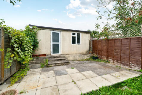 1364874-3-68e9045...