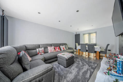 1383014-17-692493...