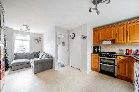 1383014-9-69247e6...