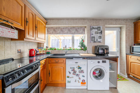 1383014-10-69247e...