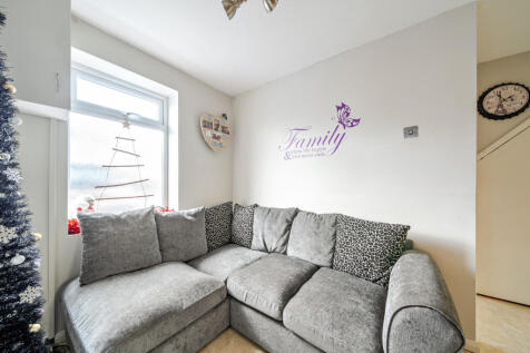 1383014-6-69247d6...