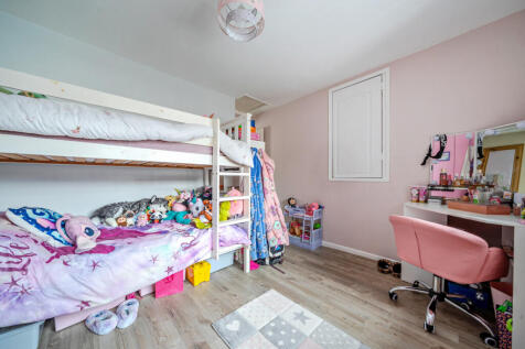 1383014-18-692493...