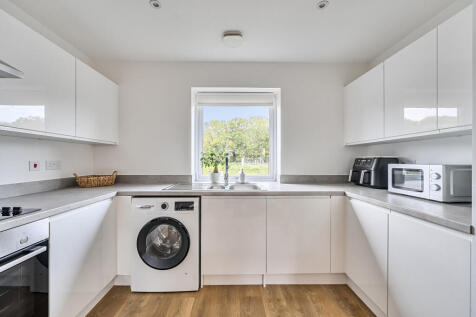 1374658-15-690395...