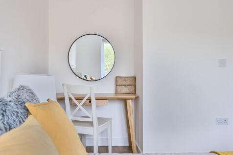 1374658-4-6903950...