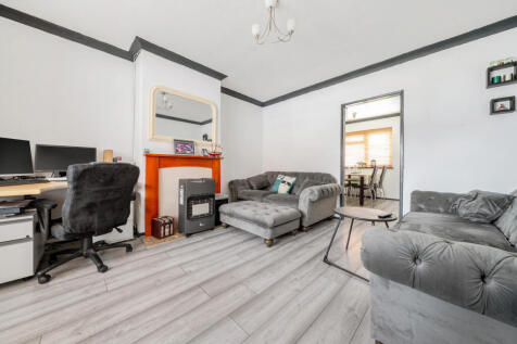 1372274-10-690236...