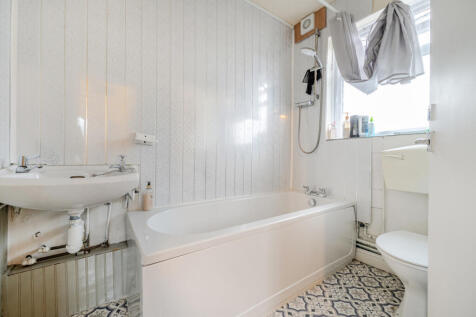 1369307-8-6908c66...