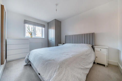 1380476-12-6925c2...