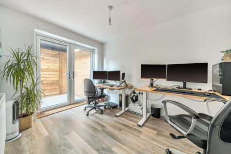 1380476-22-6925c2...