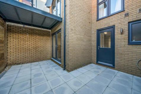 1380476-3-6925c11...