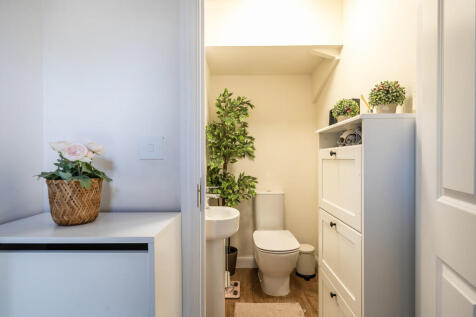 1362615-6-68e3dff...