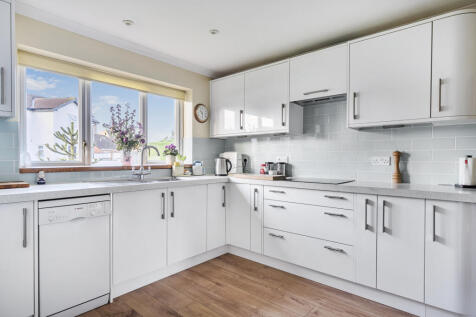 1375066-20-690f23...