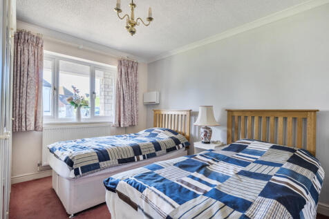 1375066-16-690f22...