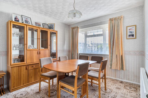 1385252-11-6925a7...