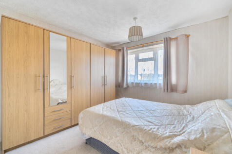 1385252-21-6925a8...