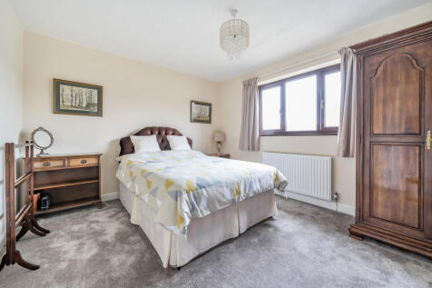 1370001-18-68efcf...