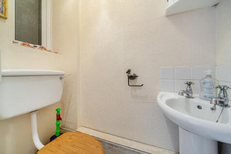 1384541-2-69286fe...