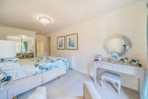 1359515-3-68d2def...