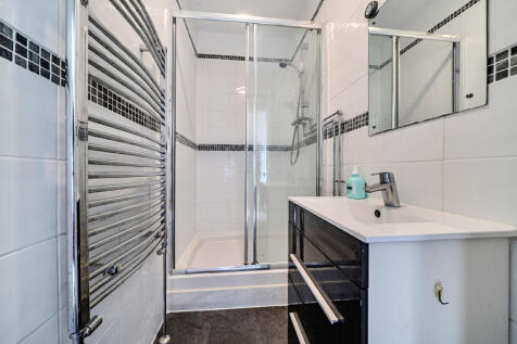 1359726-8-68e7c26...