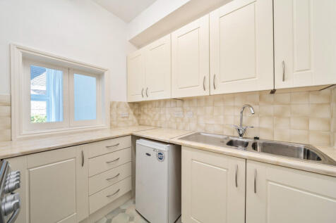 1363181-7-68e3b7c...