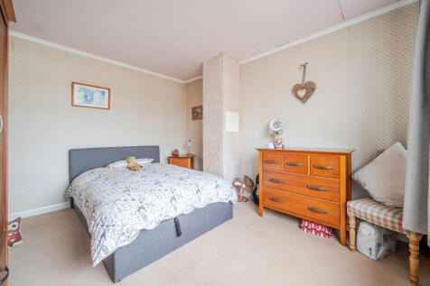 1375017-7-690ca16...