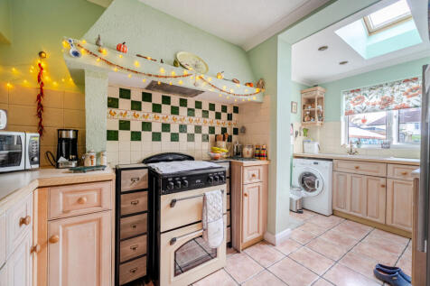 1375017-17-690ca1...