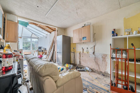 1374985-19-691325...