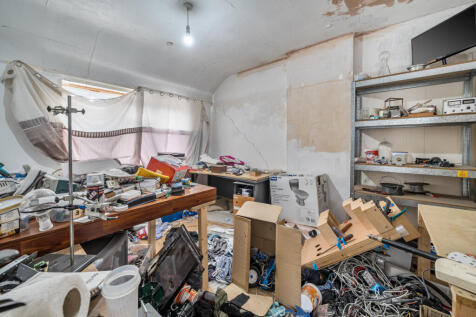 1374985-9-691324c...