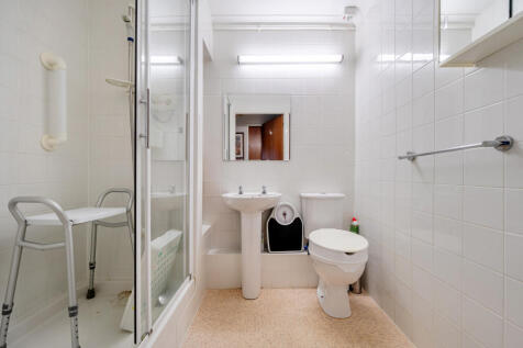 1383365-13-692058...