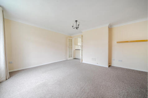 1365694-9-68ecf99...