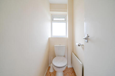 1365694-16-68ecfc...