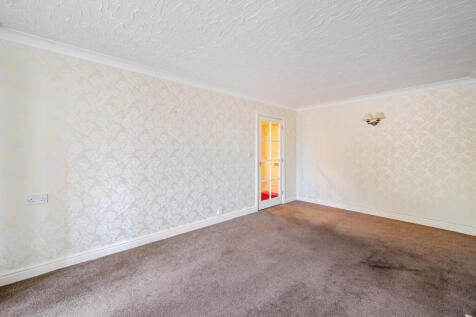 1371589-12-68f76b...