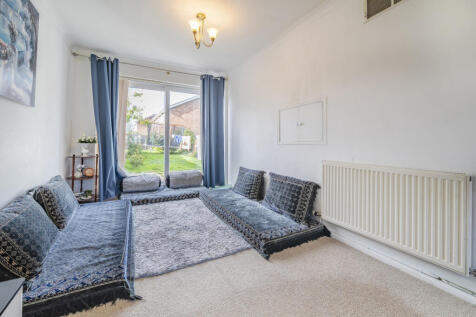 1371607-9-68fb964...