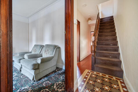 1374166-4-6904de2...