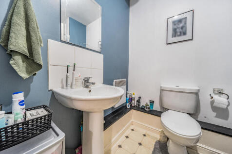 1375970-3-690e05e...