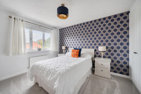 1380728-18-691338...