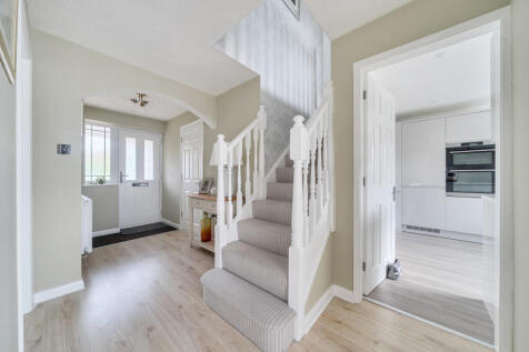 1380728-4-691337f...