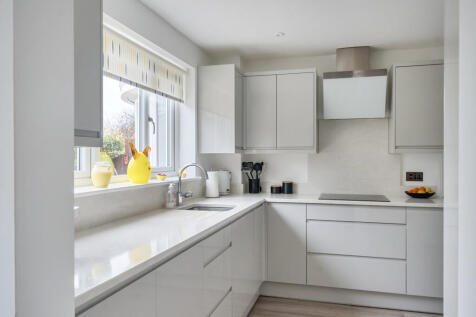 1380728-9-6913382...