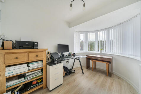 1380728-7-6913382...