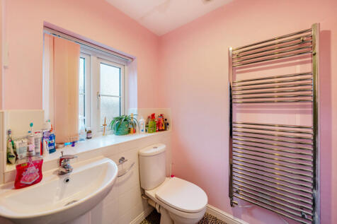 1374512-8-69172d5...