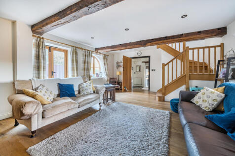 1384815-7-6925c0f...