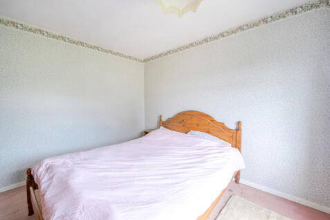 1301831-9-683d942...