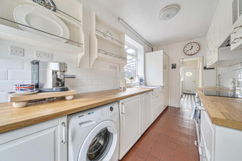 1361586-11-68dd4e...